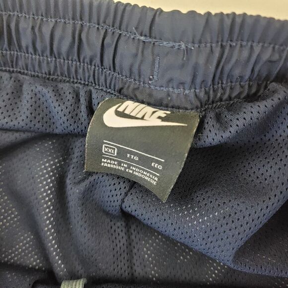 Nike Men’s 2XL Navy Blue Swim Trunks Lined Beach Athletic Shorts - Picture 6 of 10